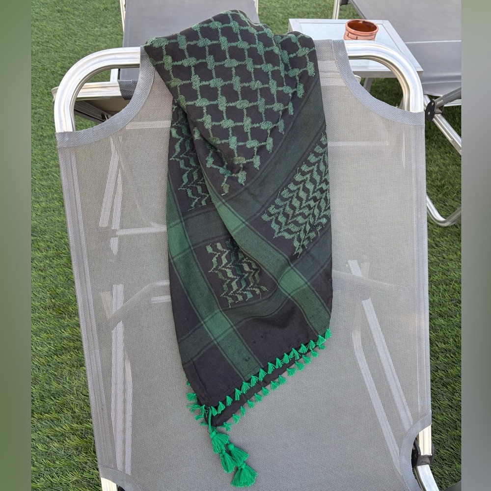 Keffiyeh cotton scarf green and black